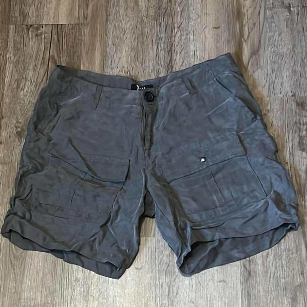 NWT JUMA women's shorts size 4
